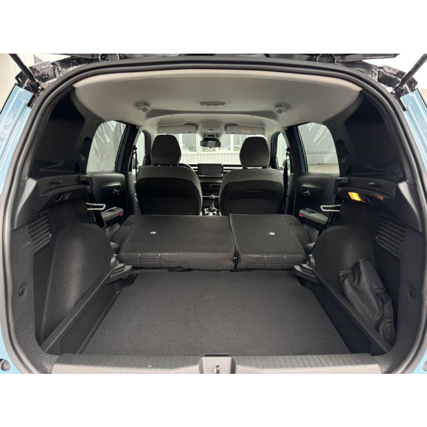 Citroën C3 Aircross, Plus, 1.2 PT 100 к.с., МКПП-6, 7AP0, 2025