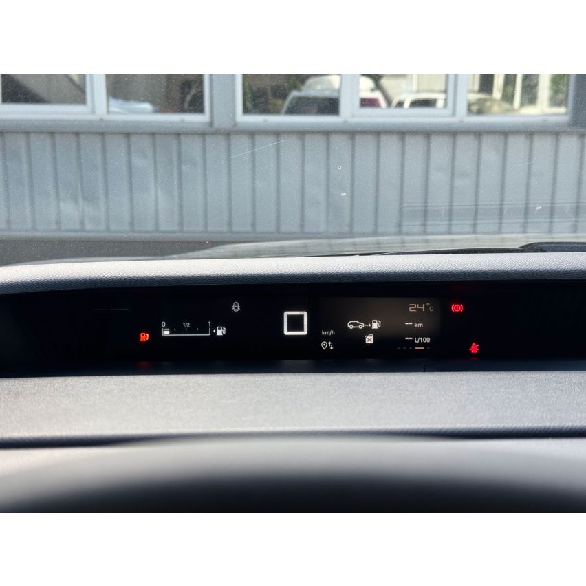 Citroën C3 Aircross, Plus, 1.2 PT 100 к.с., МКПП-6, SXM0, 2025