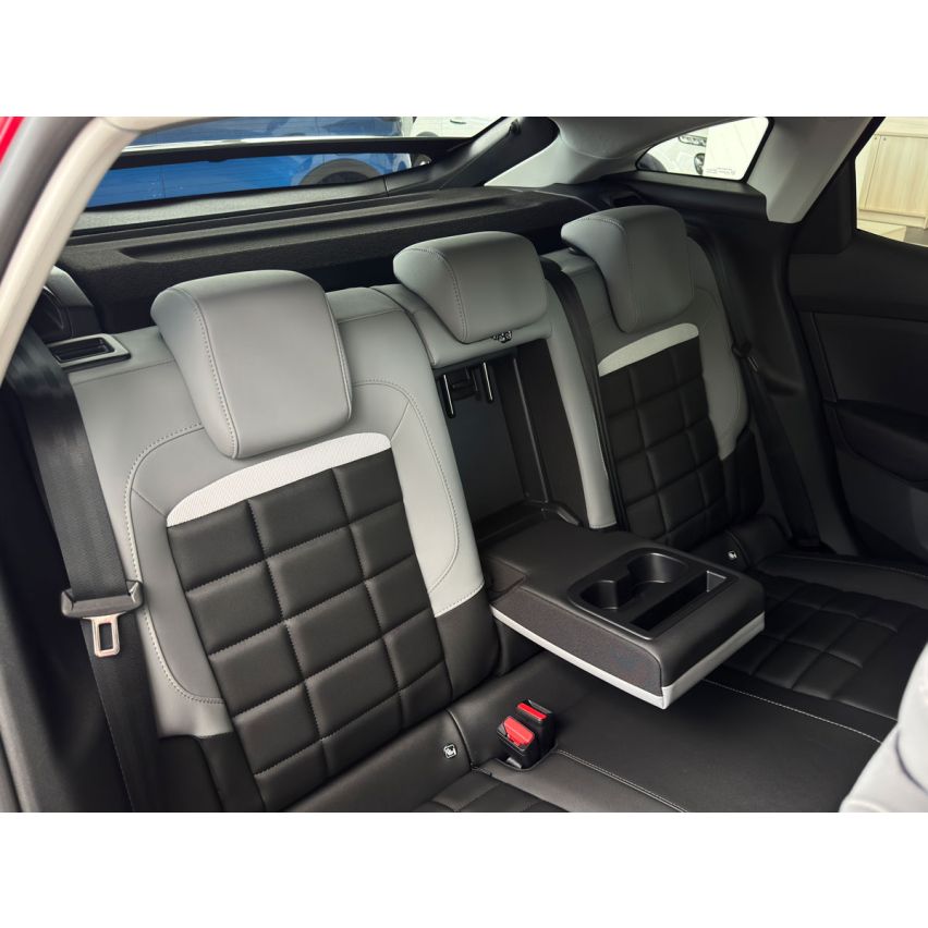 Citroën С4, Max, 1.2 Hybrid 136 к.с. AКПП-6, VHM5, 2026
