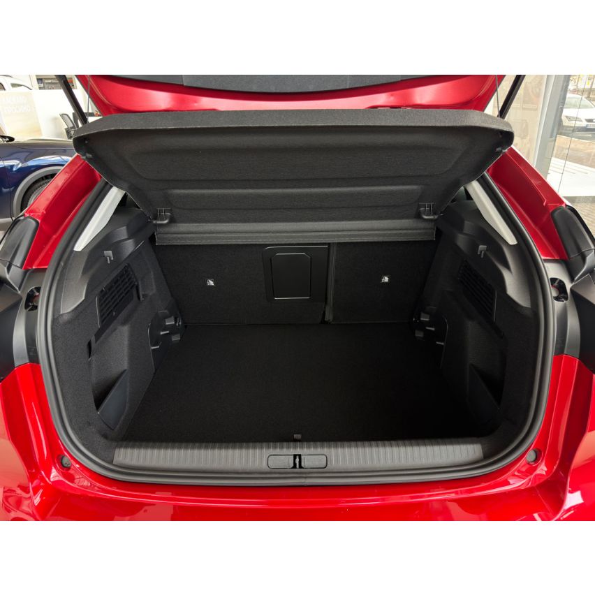 Citroën С4, Max, 1.2 Hybrid 136 к.с. AКПП-6, VHM5, 2026