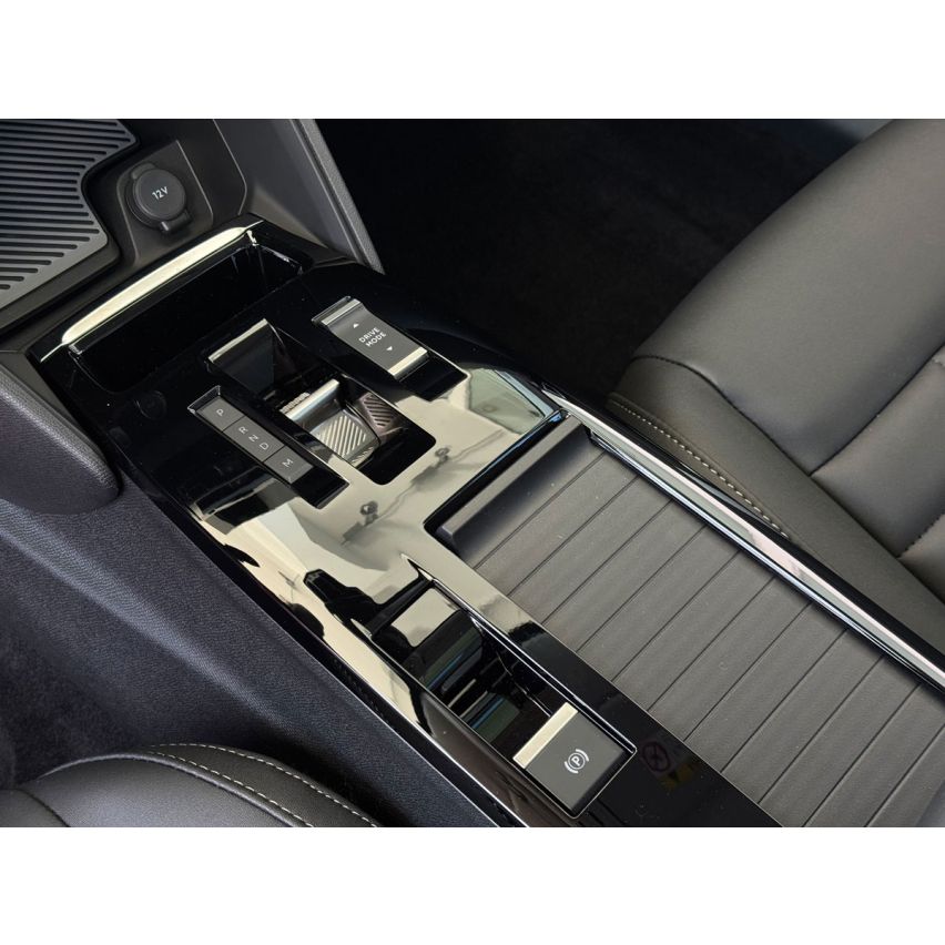 Citroën С4, Max, 1.2 Hybrid 136 к.с. AКПП-6, VHM5, 2026