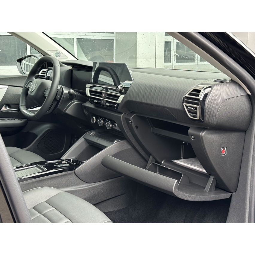 Citroën С4, Max, 1.2 Hybrid 136 к.с. AКПП-6, VHM5, 2026