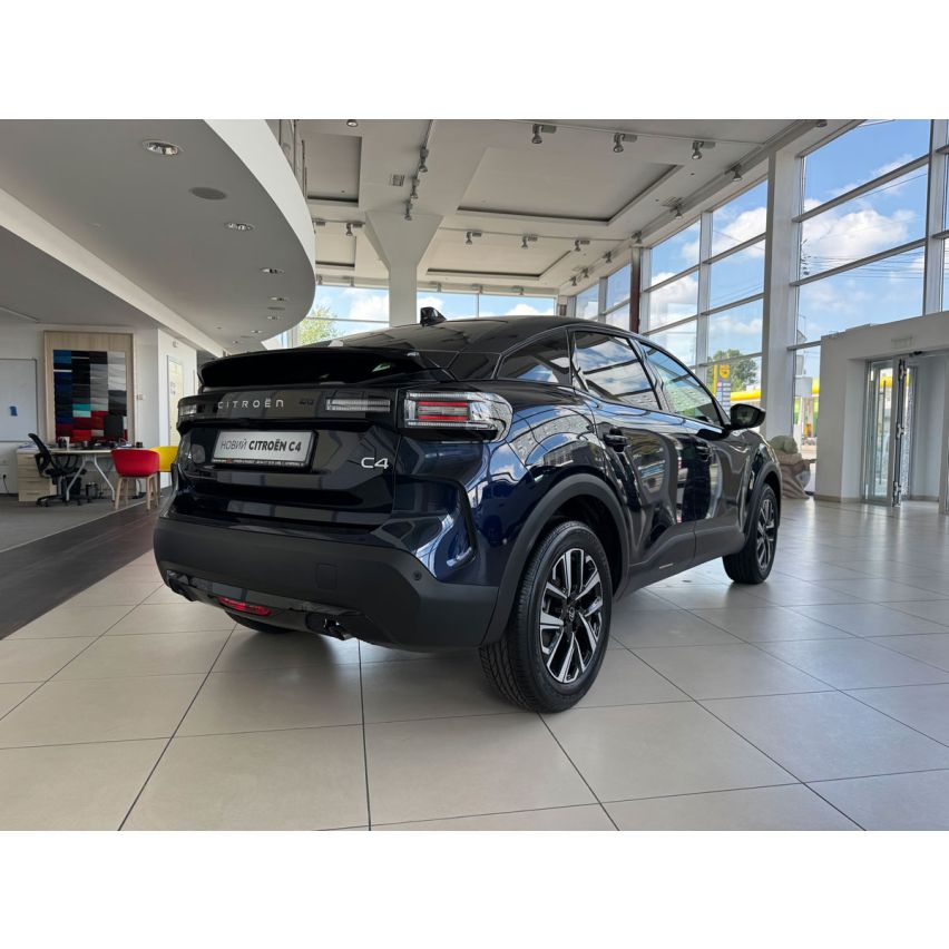 Citroën С4, Max, 1.2 Hybrid 136 к.с. AКПП-6, 6LM0, 2026