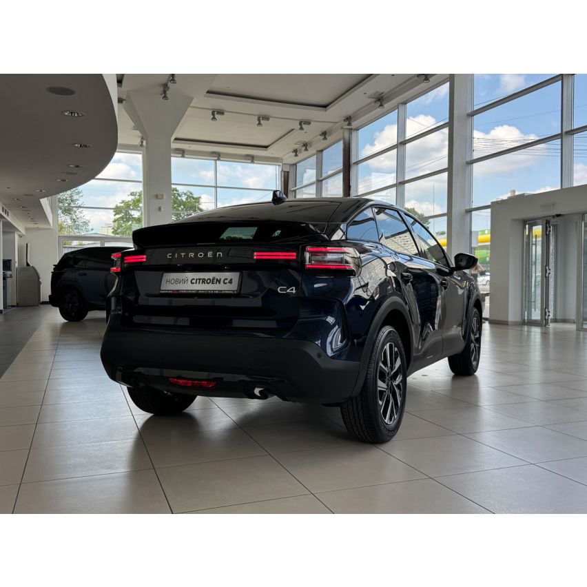 Citroën С4, Max, 1.2 Hybrid 136 к.с. AКПП-6, 6LM0, 2026
