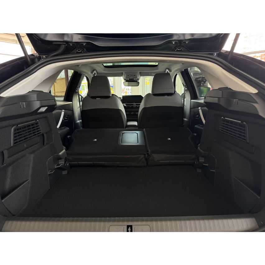 Citroën С4, Max, 1.2 Hybrid 136 к.с. AКПП-6, 6LM0, 2026